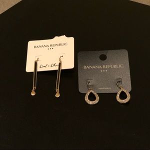 2 NWT BR earrings